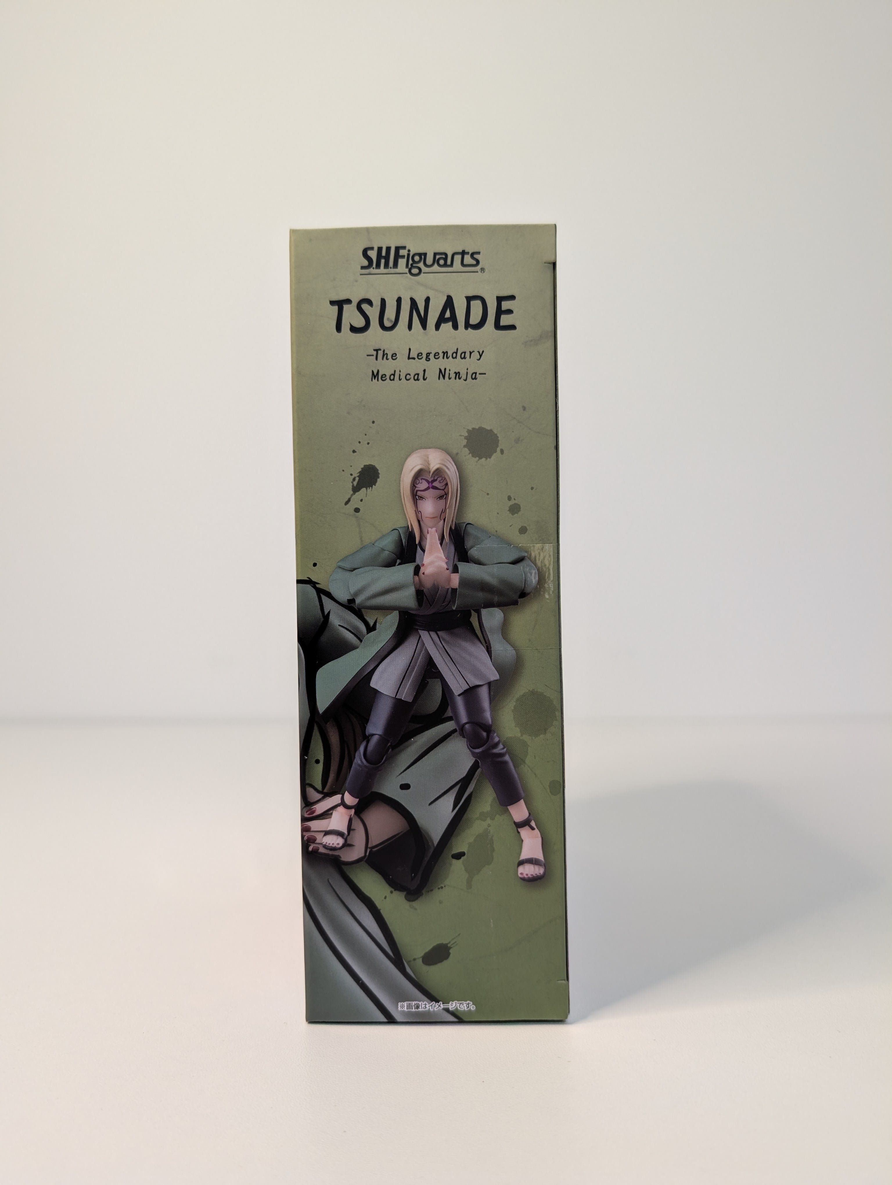 Bandai Tamashii Nations -  S.H.Figuarts - Naruto - Tsunade The legendary Medical Ninja
